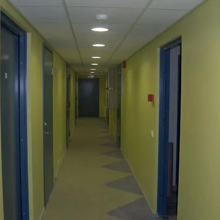 Torni Hostel *